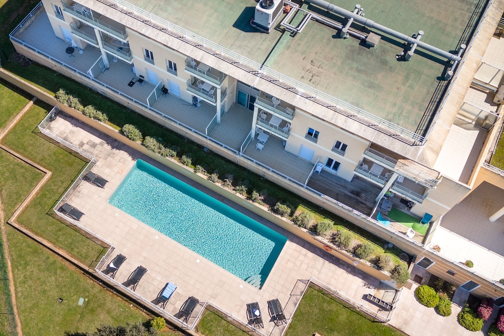 

Verona - Antibes - Juan Les Pins - Nemea Appart Hotel Green Side Biot Sophia Antipolis