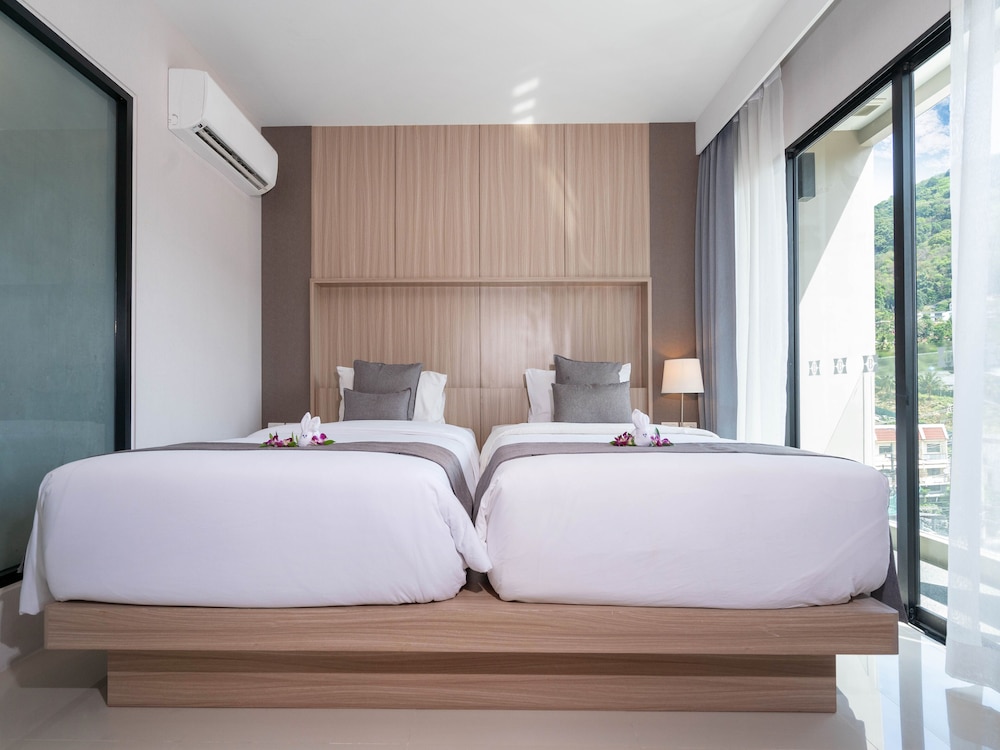 

Napoli - Patong Beach - Patong Bay Residence
