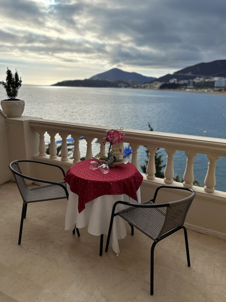 

Roma - Sveti Stefan - Hotel Kuc
