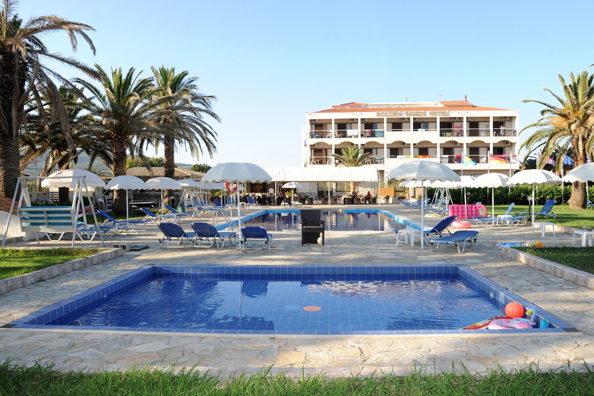 

Lamezia Terme - Agios Georgios, Corfú - Golden Sands Hotel
