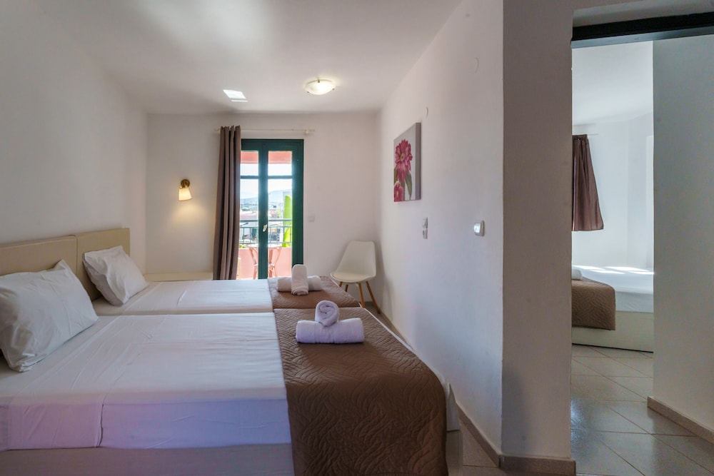 

Milano - Kato Gouves - Kri-Kri Village Holiday Apts by Estia