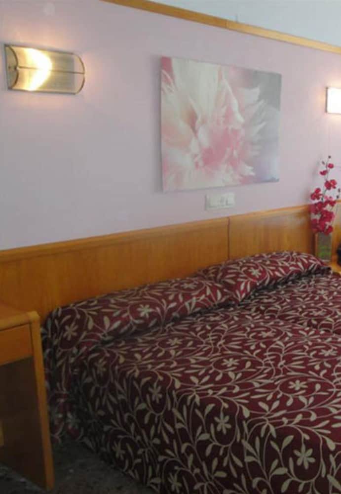 

Verona - Blanes - Hotel Esplendid