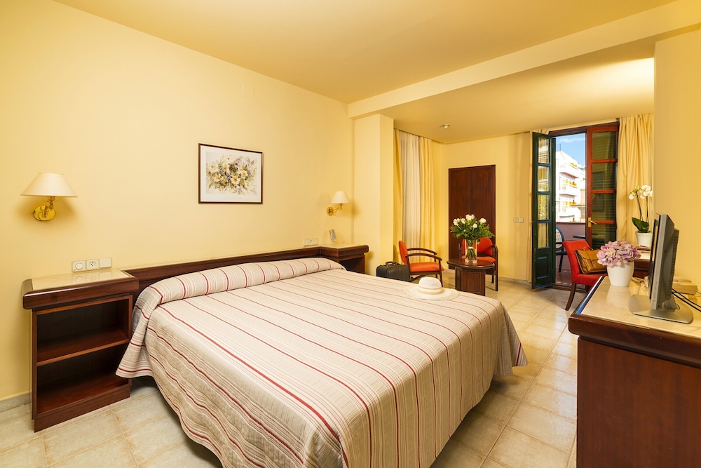 

Pisa - Tossa de Mar - Hotel Guitart Rosa - Adults Only