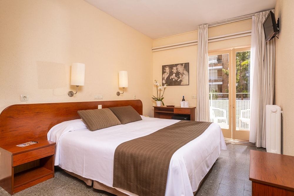 

Napoli - Tossa de Mar - Hotel Guitart Rosa - Adults Only