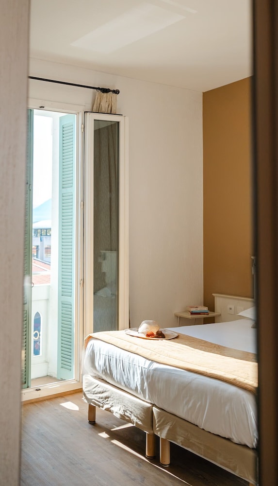 

Lamezia Terme - Ajaccio - Hôtel Du Golfe