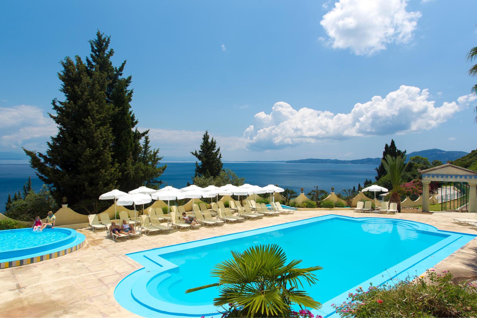 

Trieste - Moraḯtika - Valmar Corfu