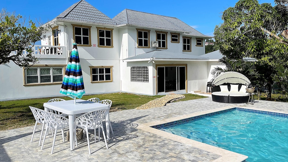 

Napoli - Ocho Rios - Runaway Bay - Attalia Villa 5-bed in Runaway Bay Near Ocho Rios