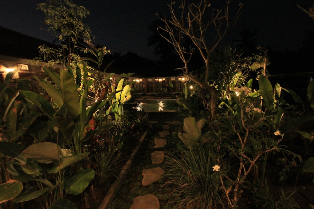 

Milano - Abiansemal - Ayuna Family Ubud