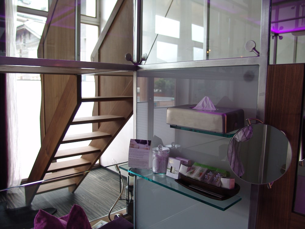 

Bologna - Zermatt - Backstage Boutique SPA Hotel