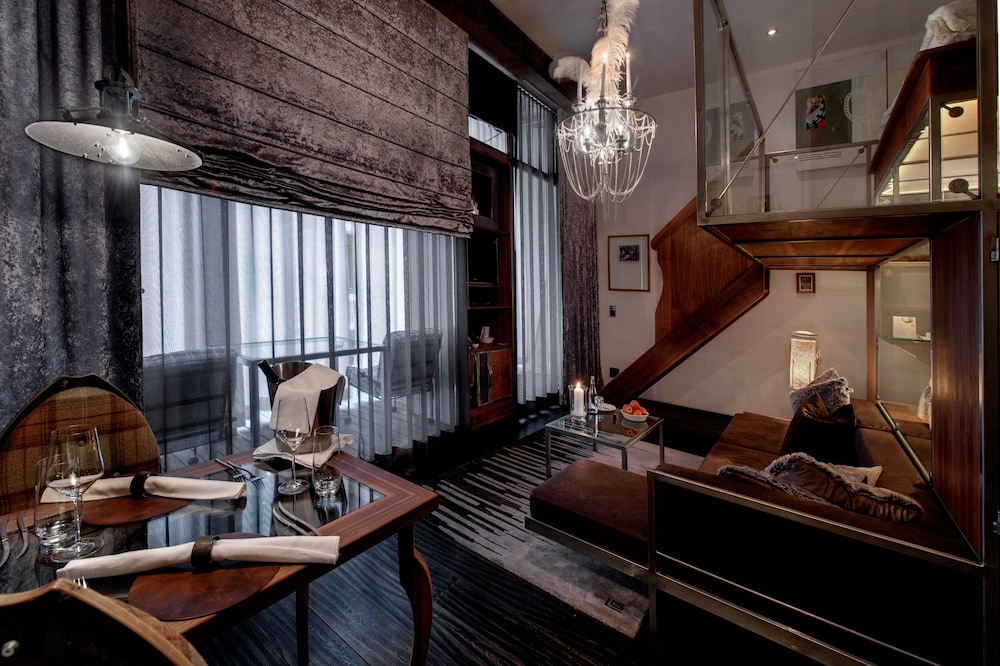 

Genova - Zermatt - Backstage Boutique SPA Hotel