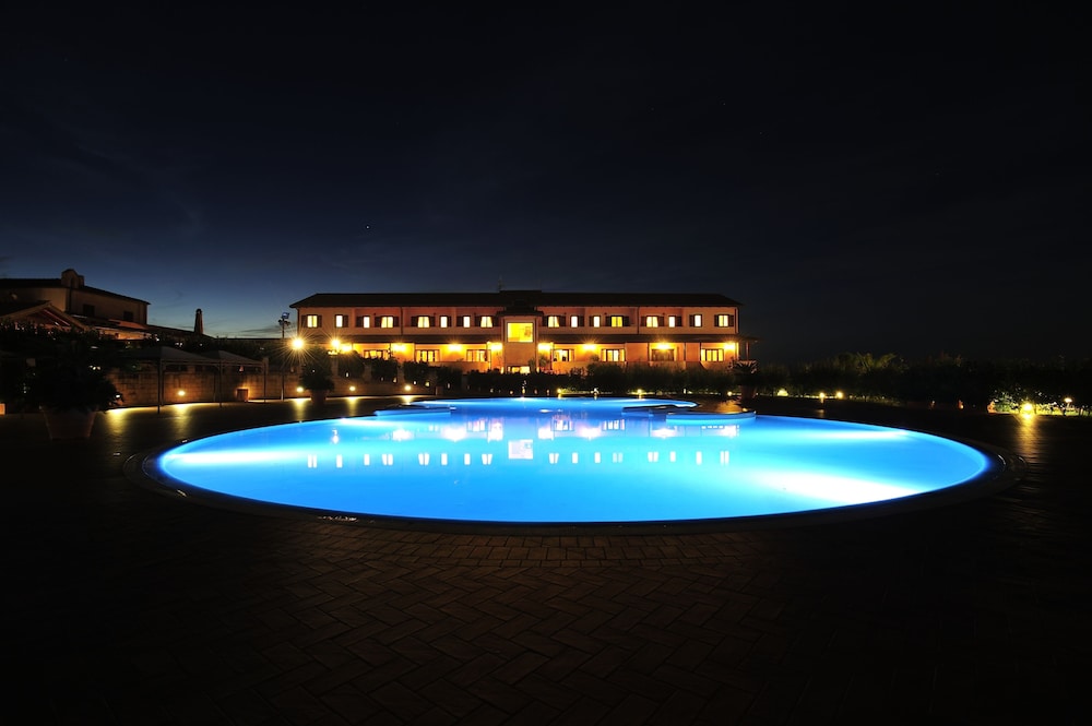 

Bologna - Vibo Valentia - Popilia Country Resort