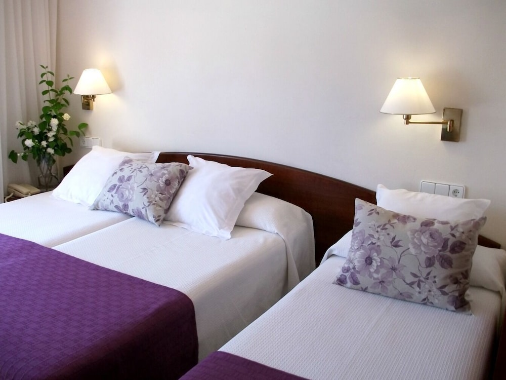 

Napoli - Tossa de Mar - RVHotels Avenida