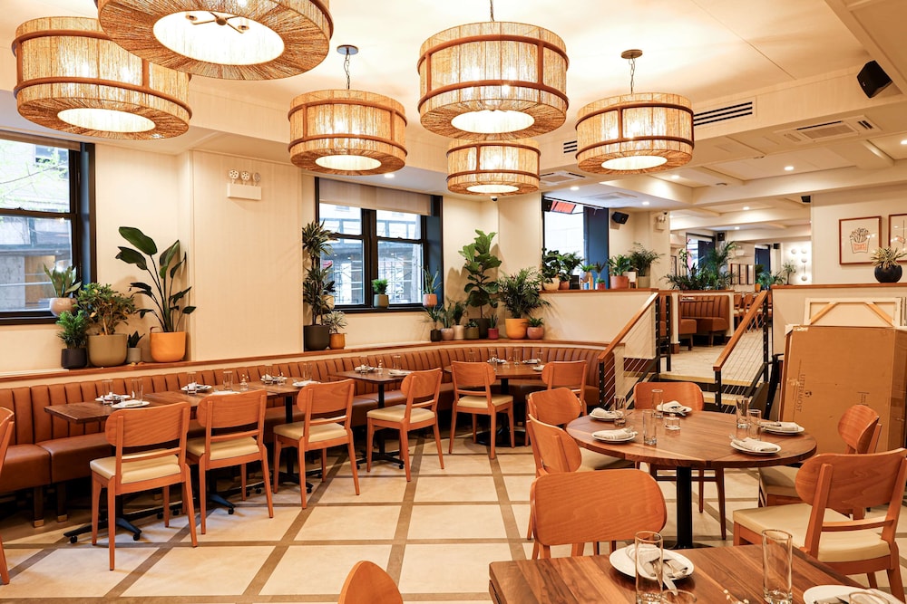 

Napoli - Long Island City - The Shelburne Sonesta New York