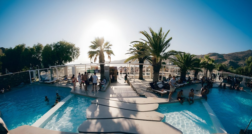 

Napoli - Ios - FarOut BeachClub - Rooms & Camping