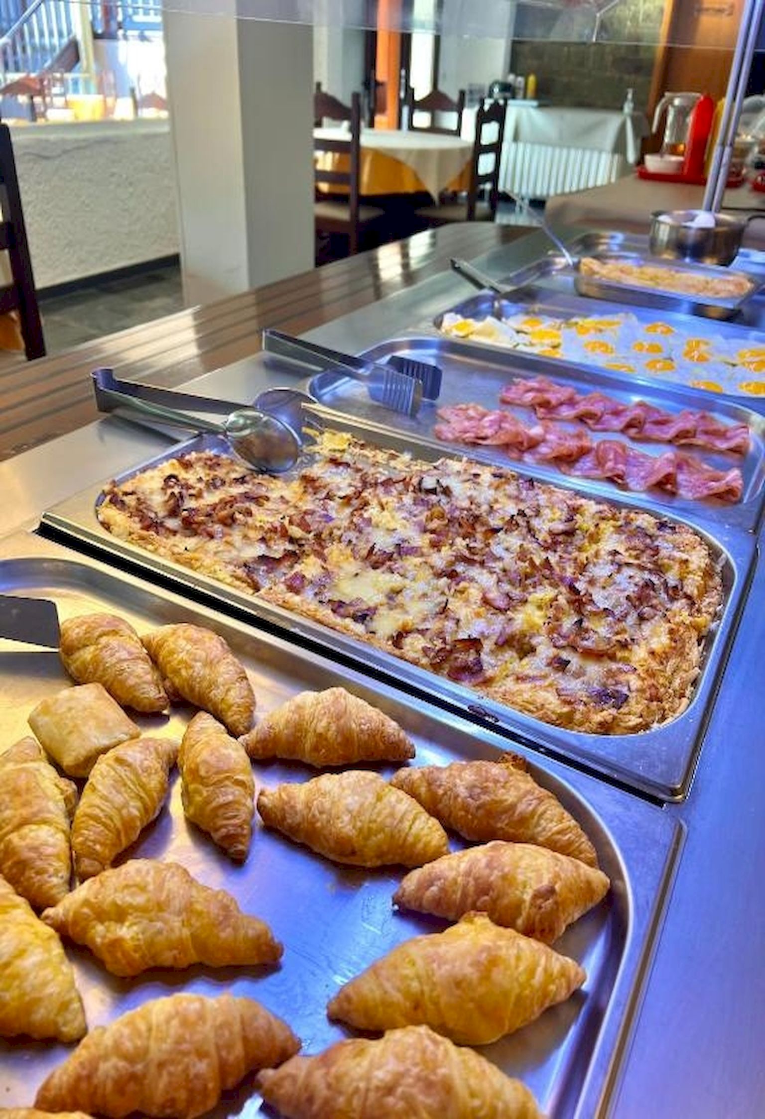 

Pisa - Heraklion - Karteros Hotel