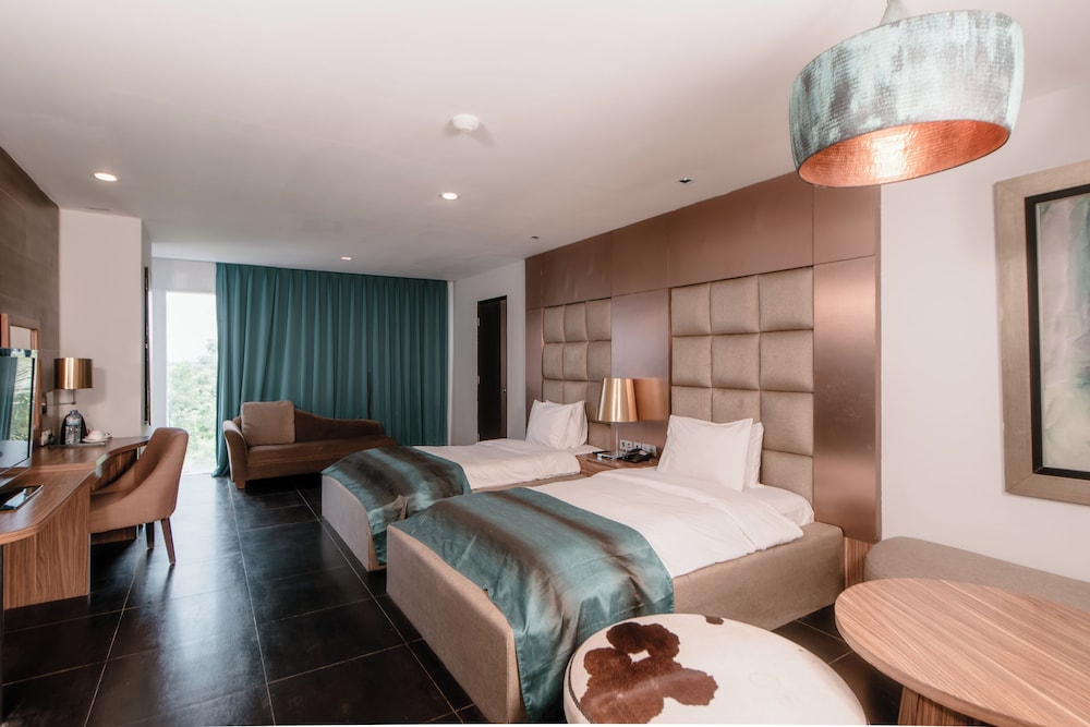 

Catania - Nusa Dua - Bali - Amaroossa Suite Bali