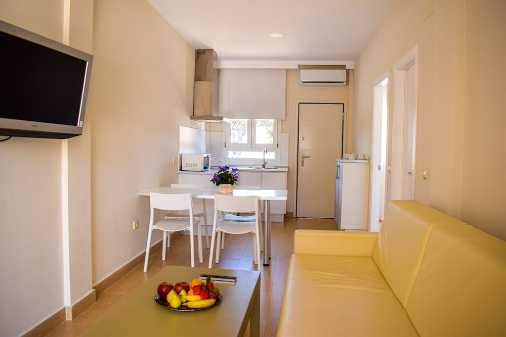 

Milano - Novo Sancti Petri - Aparthotel Novo Sancti Petri