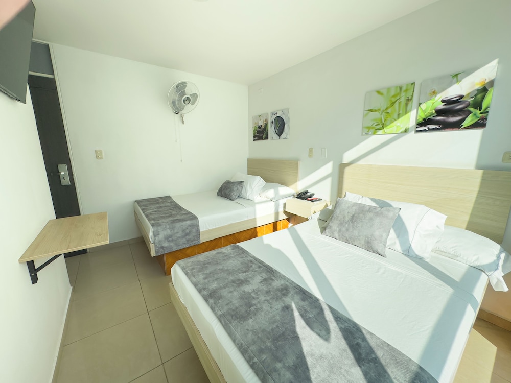 

Milano - Medellin - Hotel Alcaravan Medellín