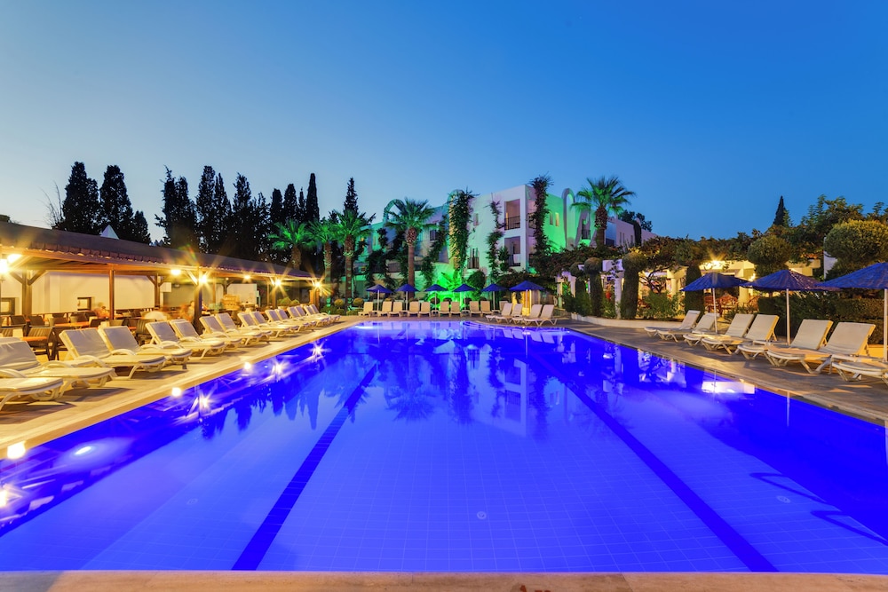 

Roma - Bodrum - Natur Garden Hotel
