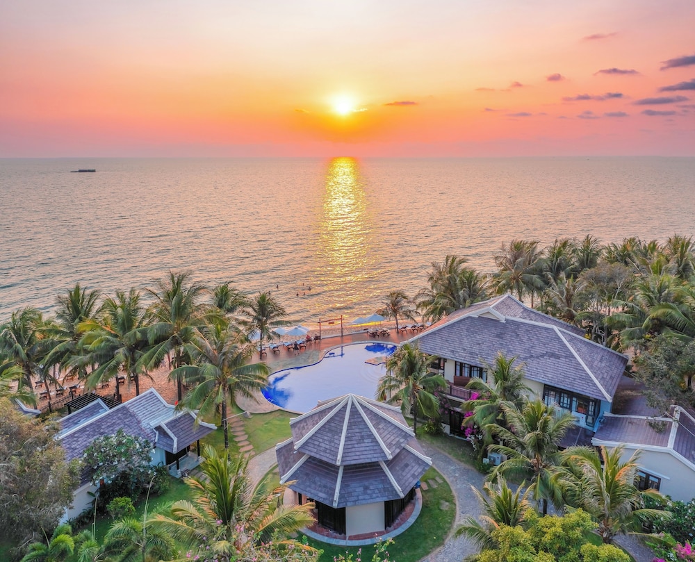 

Roma - Phu Quoc Island - Anja Beach Resort & Spa