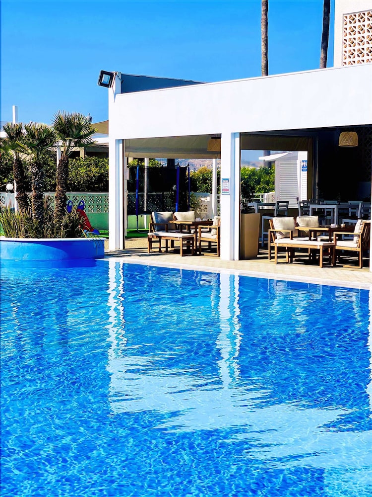 

Napoli - Pyla - Sveltos Hotel