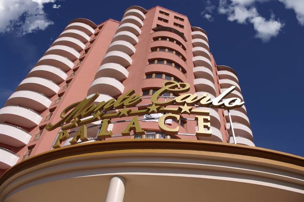

Catania - Otopeni - Monte Carlo Palace Suites