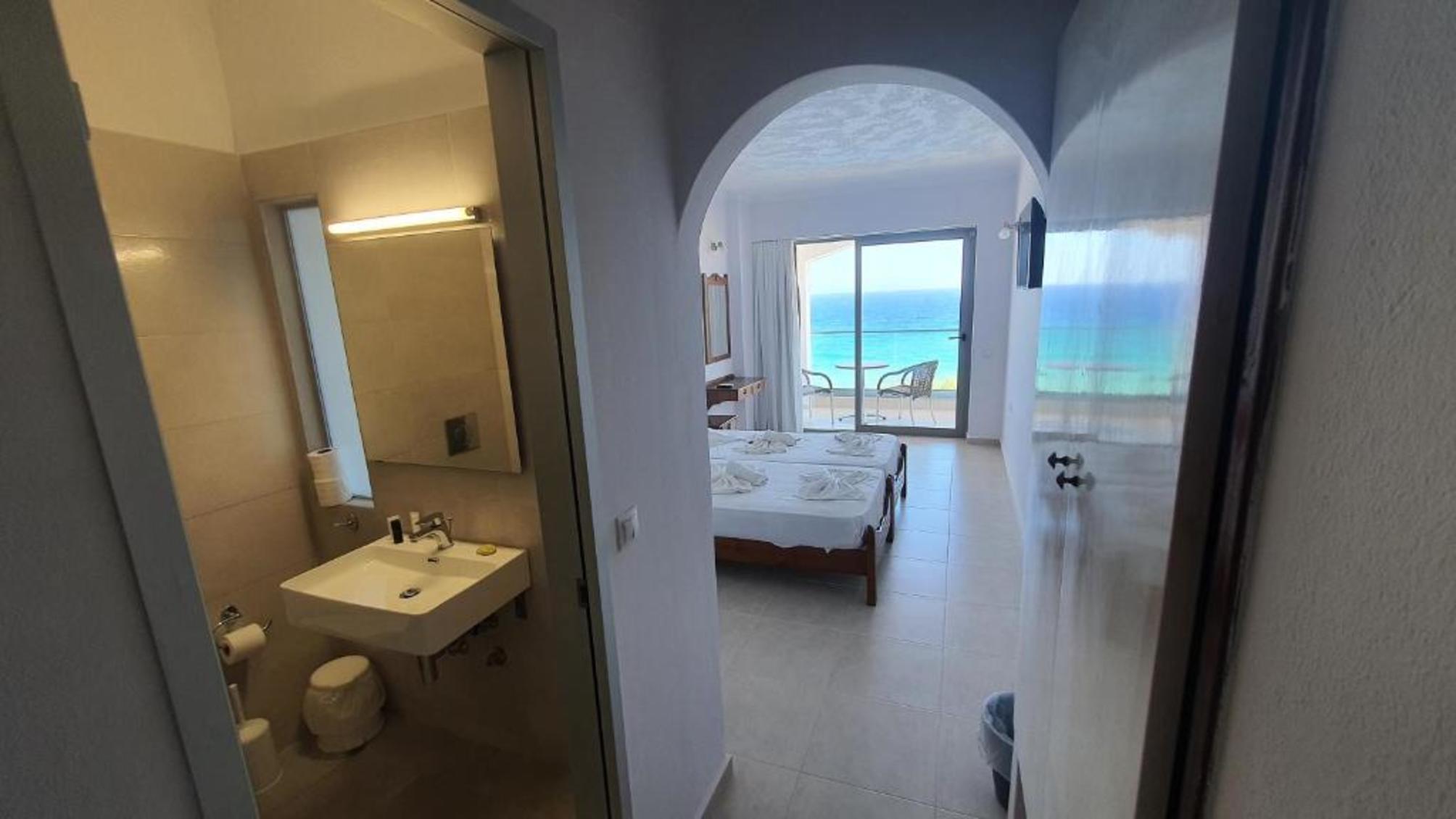 

Bari - Rethymno - Stella Beach Hotel
