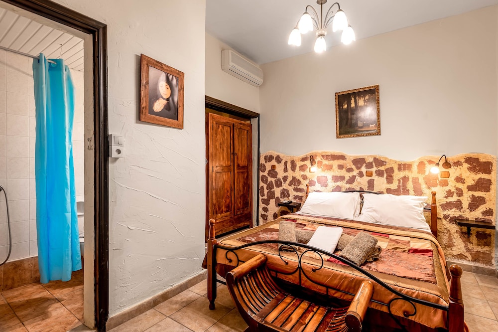 

Torino - Ialyssos - Spot Hotel