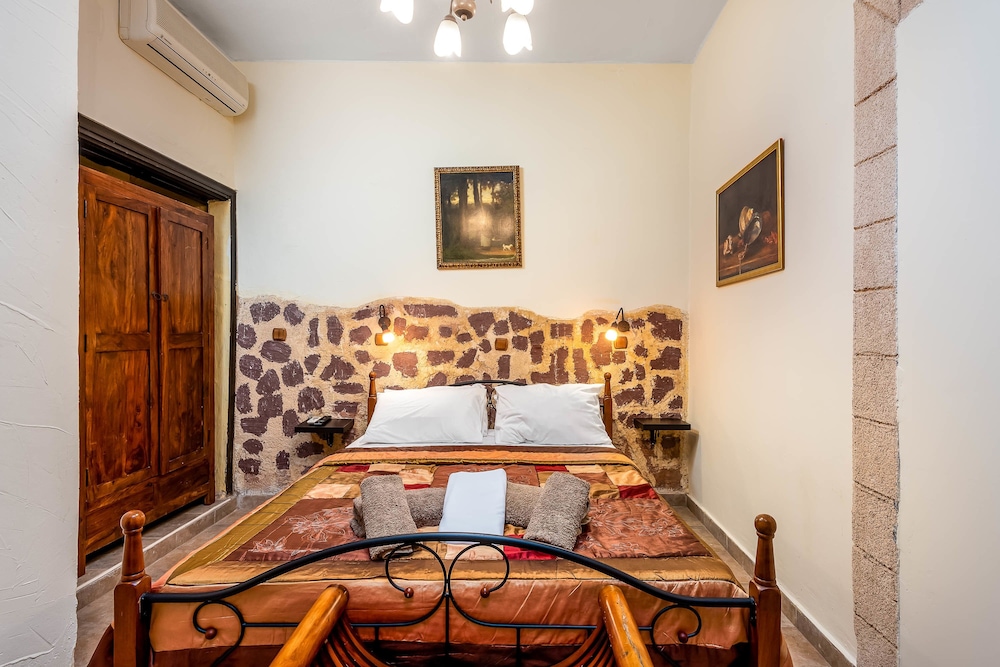 

Roma - Rodi, Isole Greche - Spot Hotel