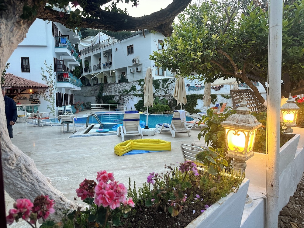 

Venezia - Kemer - La Boutique Ipek