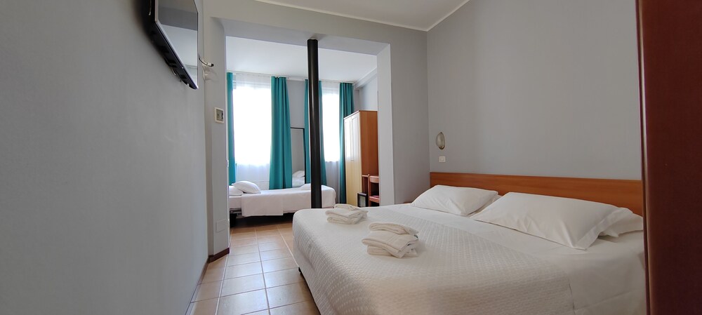 

Catania - Monza - Hotel Nuovo Rondò