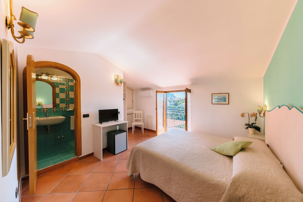 

Milano - Maiori - Hotel La Margherita