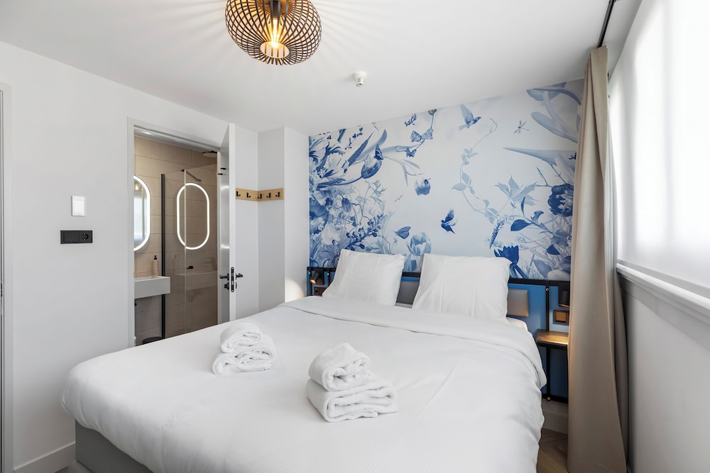

Napoli - Schiphol - Dutch Design Hotel Vondelpark