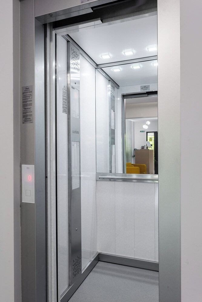 

Roma - Otopeni - Otopeni Suites by CityBookings