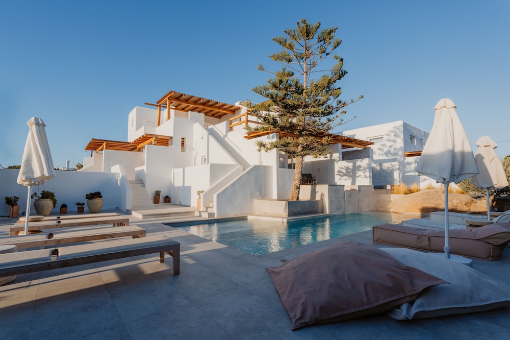 

Roma - Kalo Livadi - Oliving Mykonos Luxury Suites