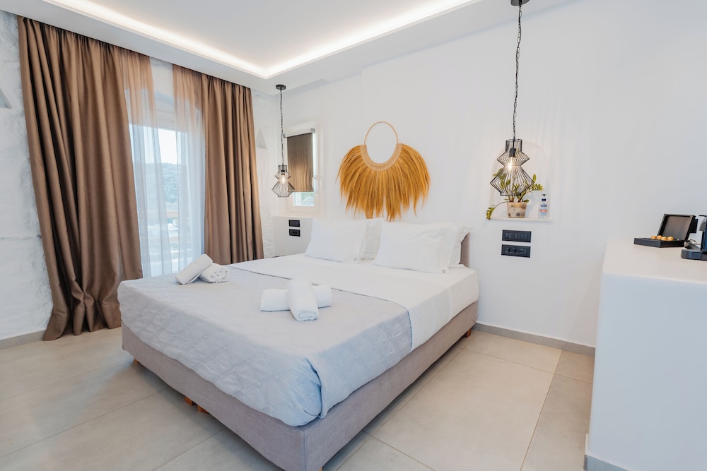 

Milano - Kalo Livadi - Oliving Mykonos Luxury Suites