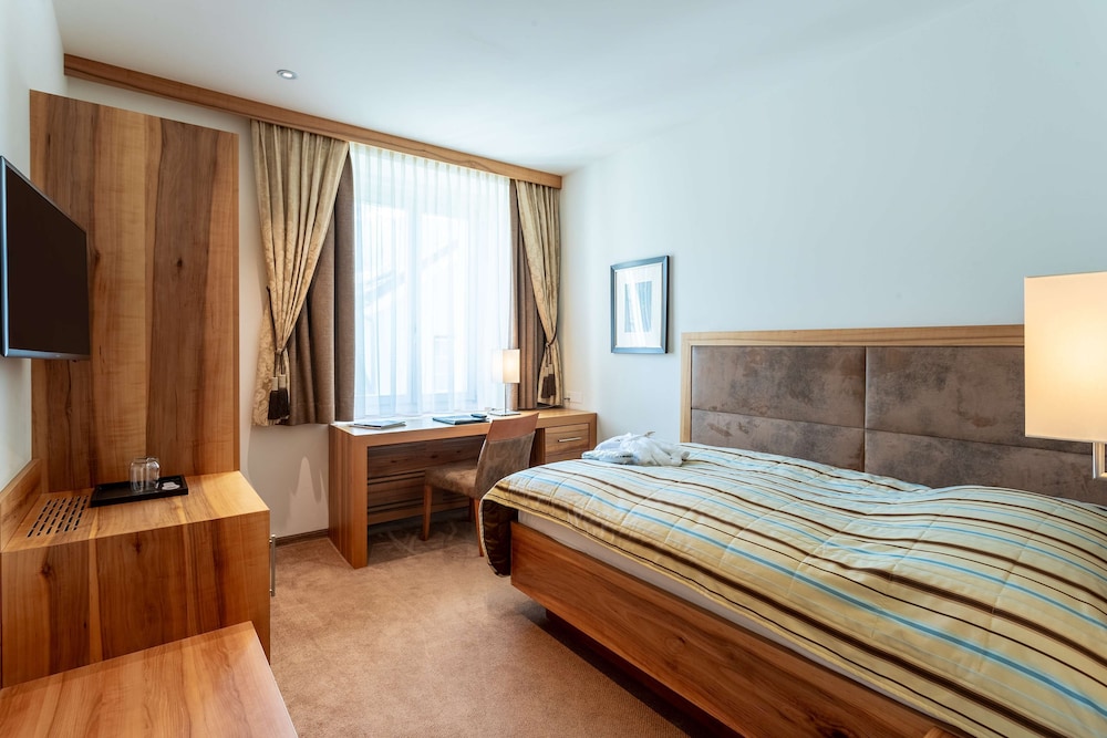 

Roma - Engadina, Montagna Svizzera - Art Boutique Hotel Monopol