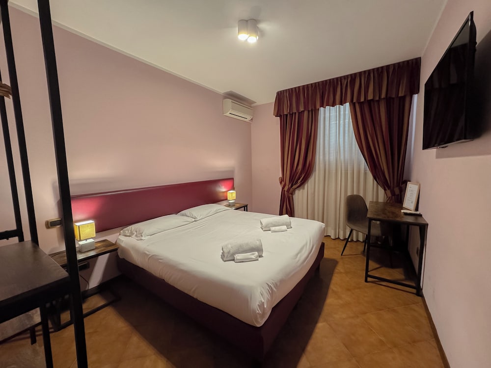 

Catania - Ciampino - Hotel Santa Maura