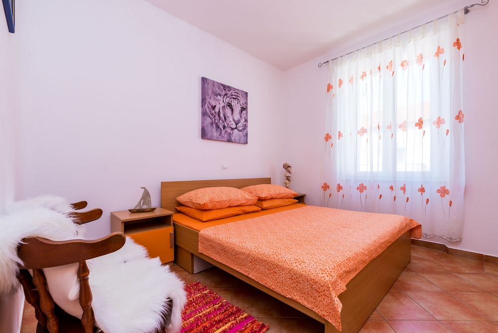 

Bologna - Costa di Dubrovnik, Croazia - Apartments & Room Frane