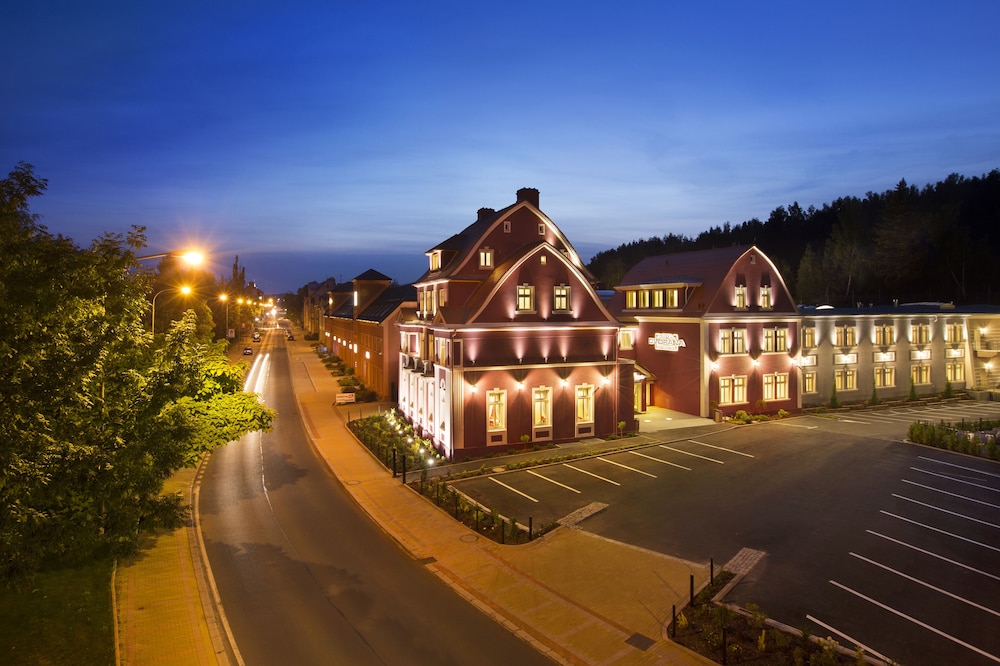 

Milano - Karlovy Vary - Hotel Dvorana