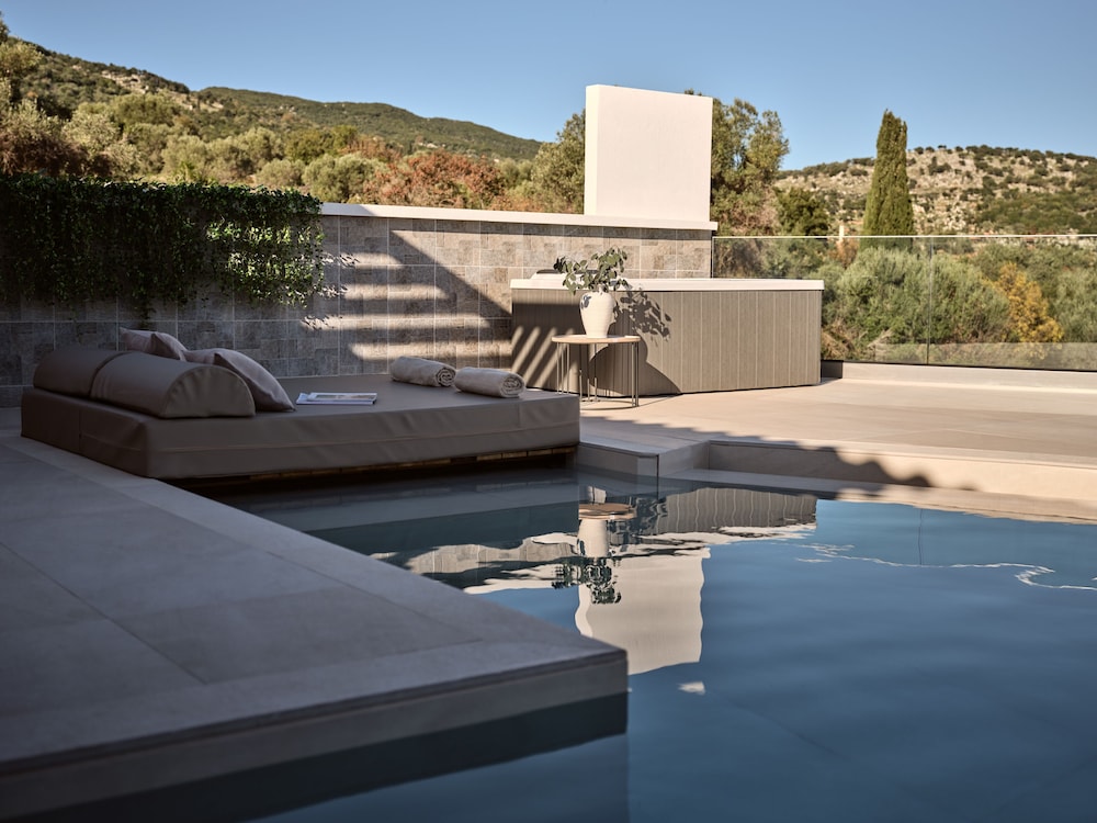 

Napoli - Koríthion - Ocean Luxury Villas