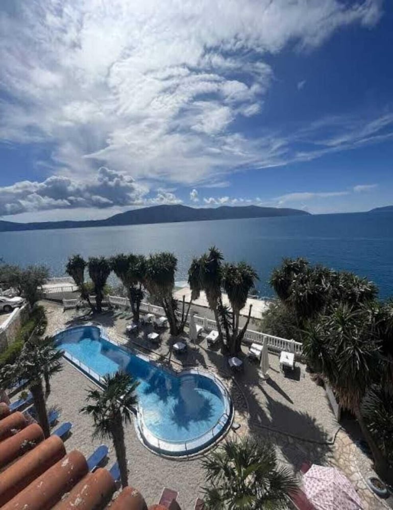 

Catania - Valona - Blue Hotel Holiday