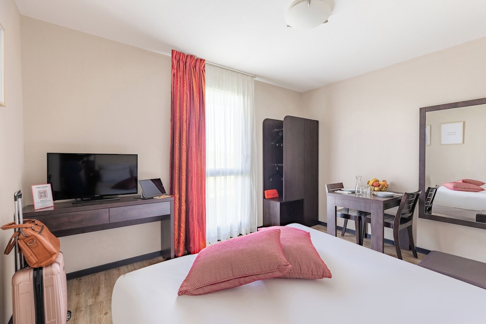 

Roma - Nantes - Appart'City Confort Nantes Ouest St Herblain