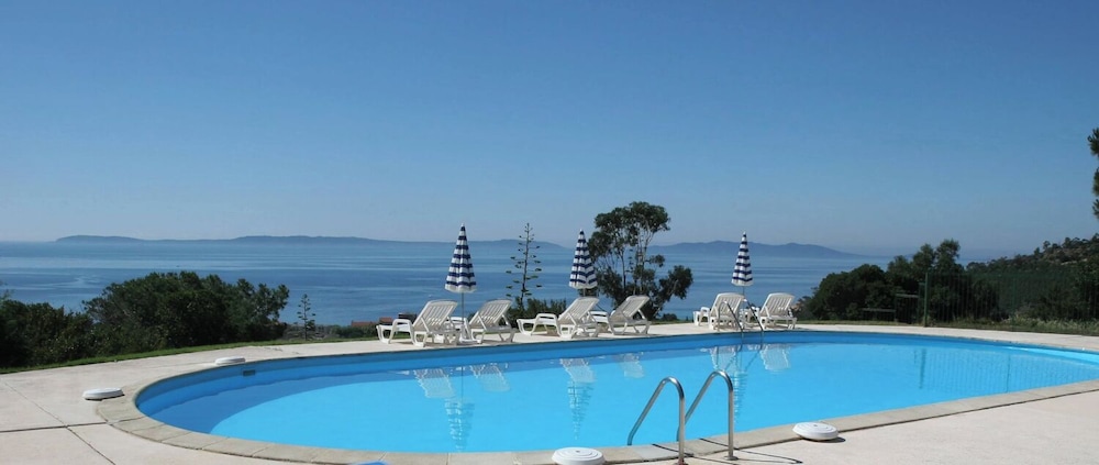 Azur Hotel