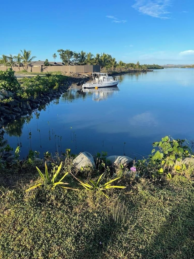 

Milano - Nadi - Bayview Cove Villas