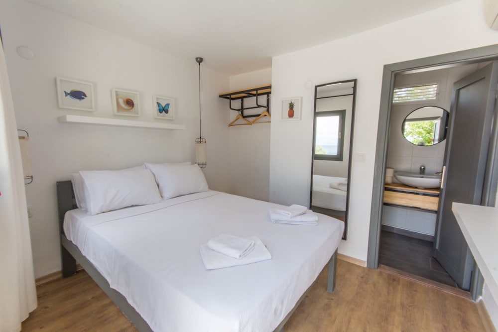 

Bologna - Türkbükü - Daphnis Hotel