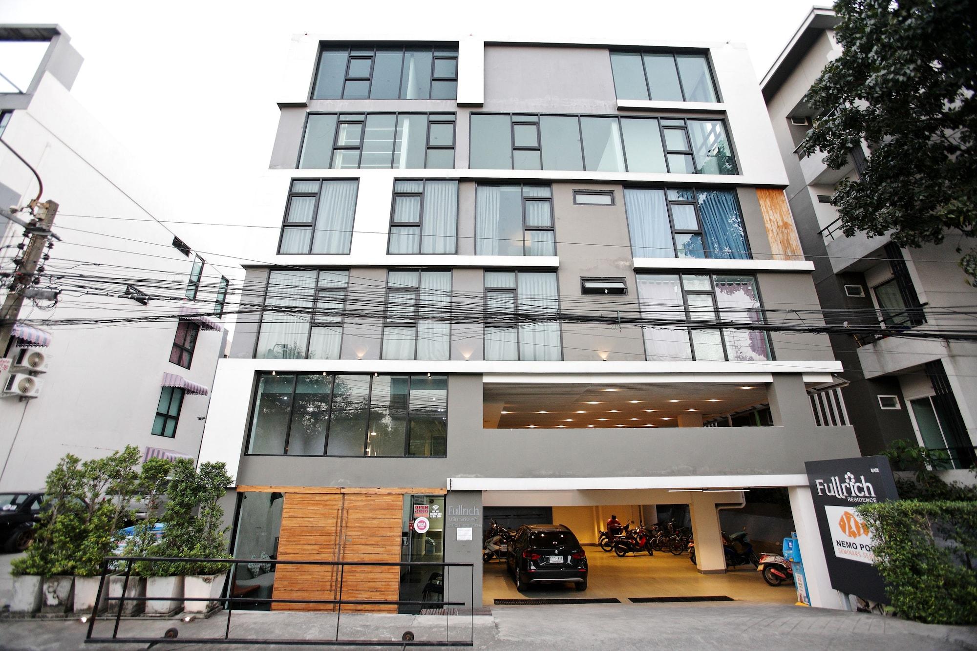 

Roma - Bangkok - Fullrich Residence