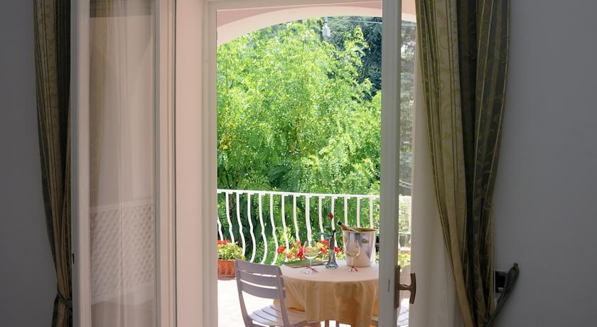 

Milano - Capri - Hotel Biancamaria