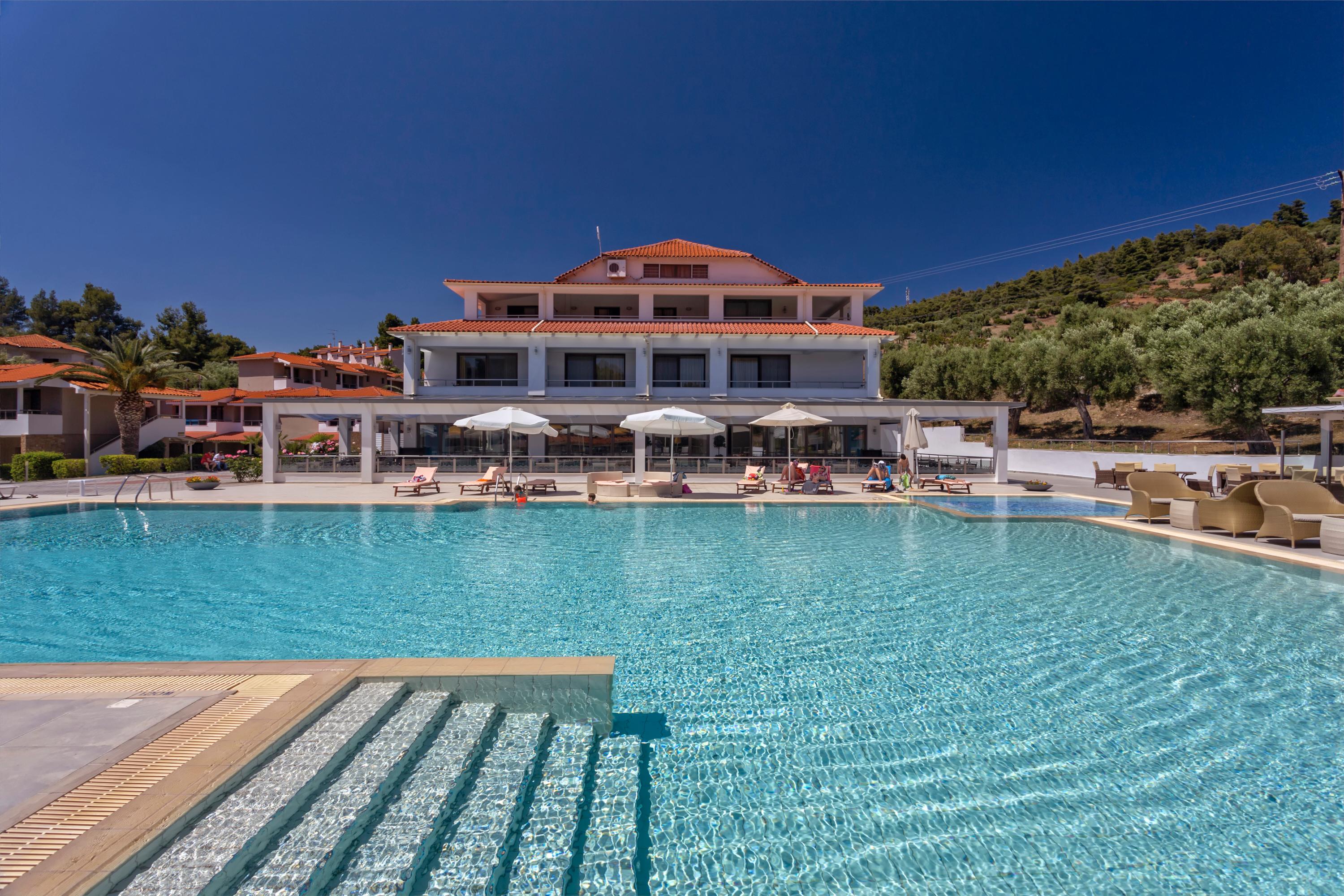 

Milano - Vourvourou - Lagomandra Beach Hotel