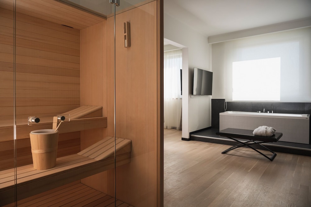 

Catania - San Lazzaro di Savena - Mitico Hotel & Natural Spa